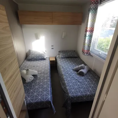 Kemp Houlgate-154- Mobilhome Cosy 4 Personnes 5 Etoiles *